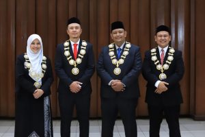 Foto-Bersama-Para-Wakil-Rektor-USK-Periode-2026-2031-1024x681